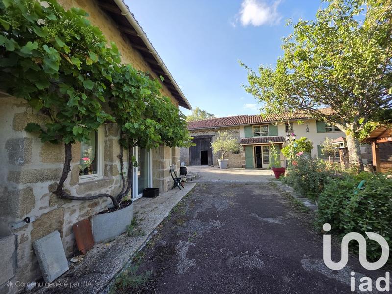 Maison - 203 m² - 6 pièces