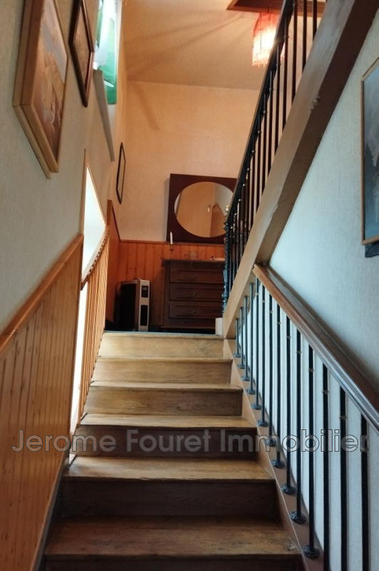 Maison - 170 m² - 9 pièces