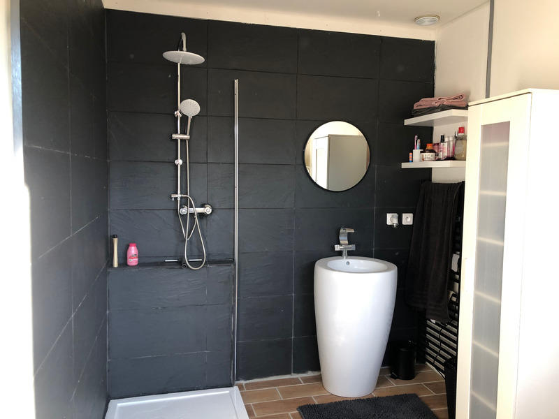 Pavillon - 185 m² - 9 pièces