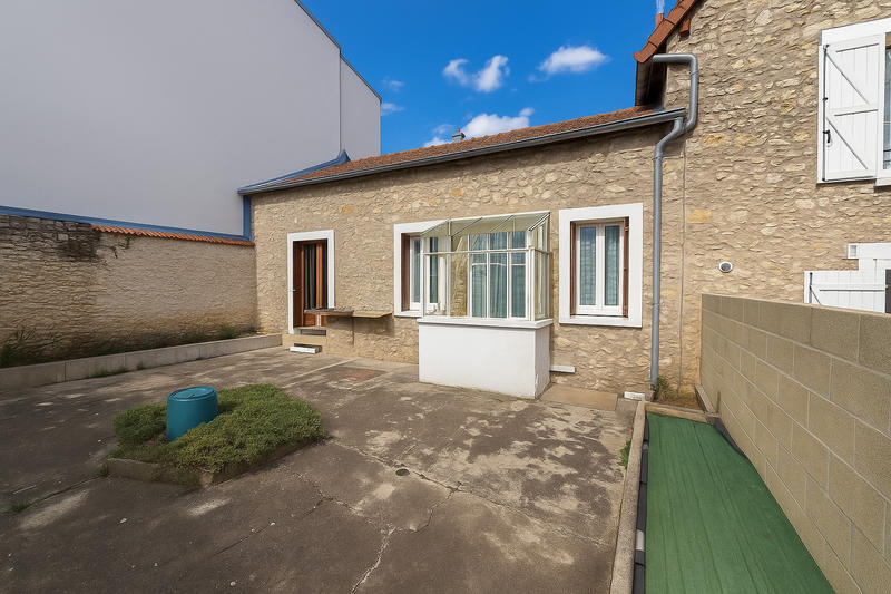 Maison - 100 m² - 4 pièces