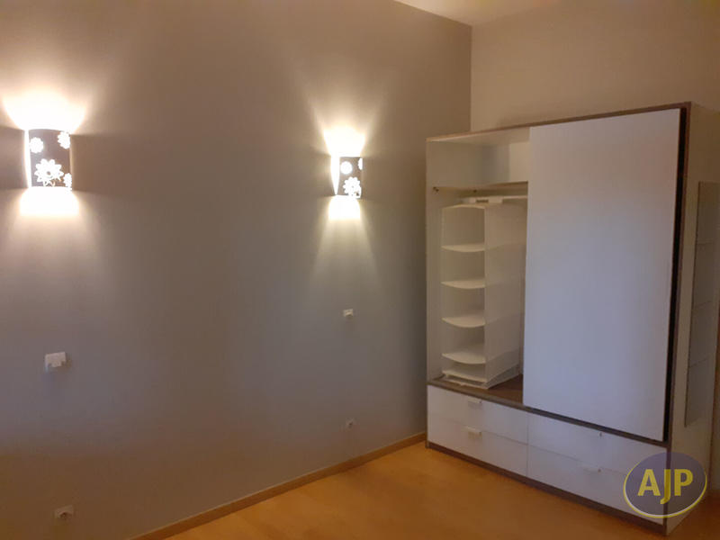 Appartement - 70 m² - 2 pièces