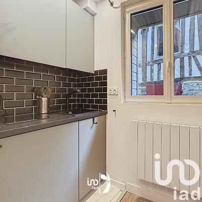 Studio - 9 m² - 1 pièce