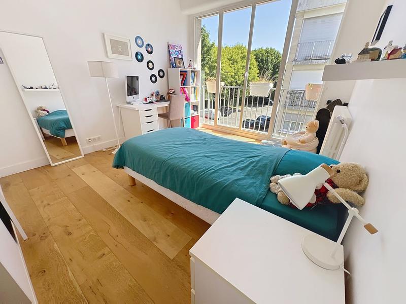 Appartement - 123 m² - 6 pièces