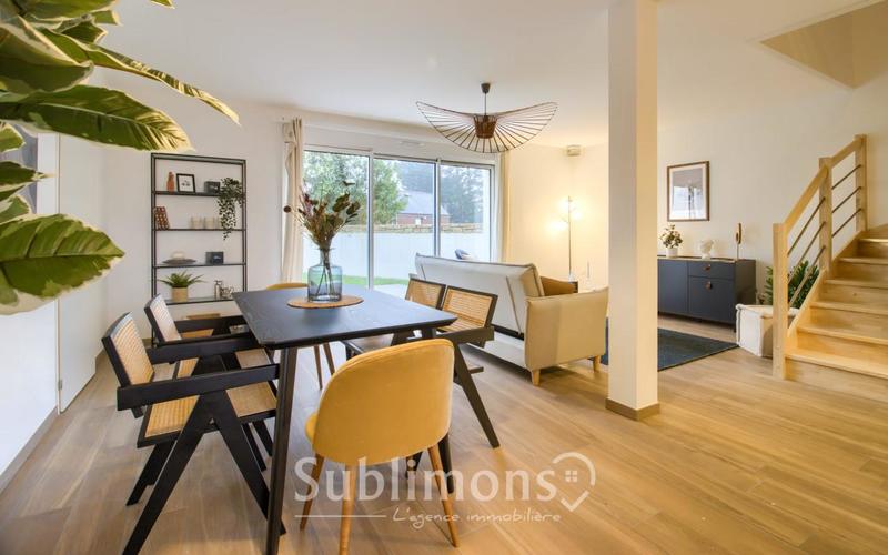 Maison - 105 m² - 5 pièces