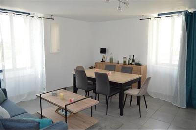 Appartement - 70 m² - 6 pièces