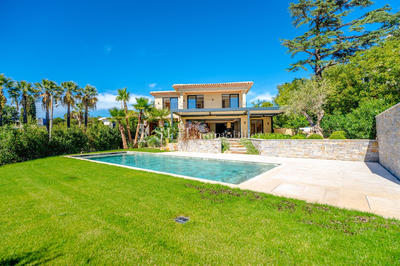 Villa - 350 m² - 7 pièces