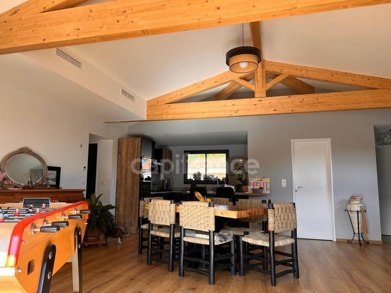 Maison - 123 m² - 5 pièces