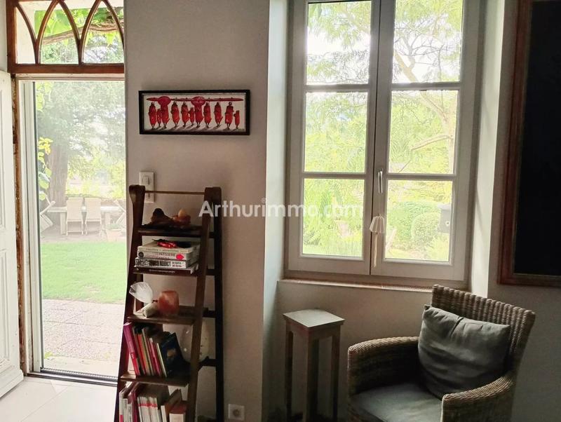 Maison - 390 m² - 11 pièces