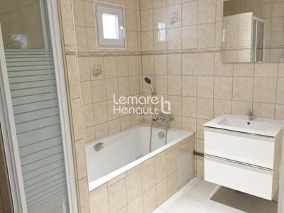 Immeuble - 90 m² - 4 pièces