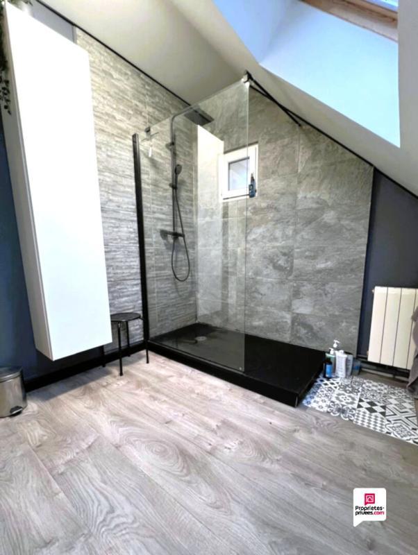 Maison - 162 m² - 8 pièces