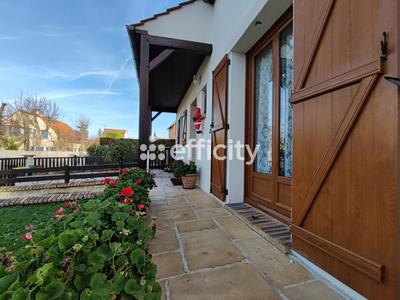 Maison - 150 m² - 6 pièces