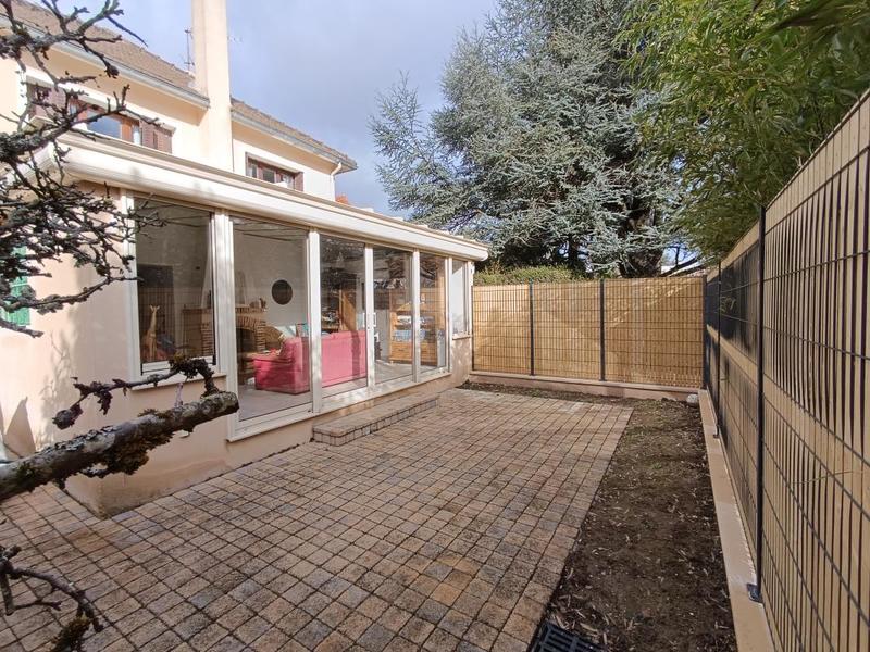 Maison - 170 m² - 5 pièces