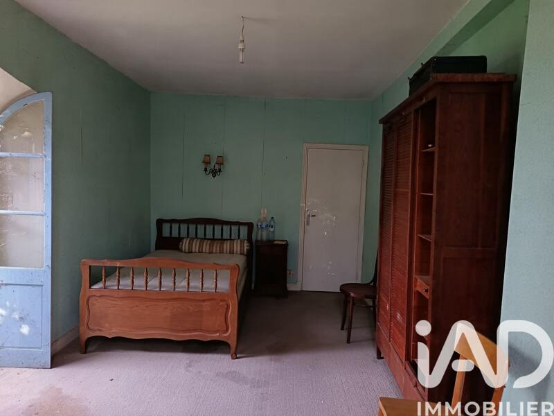 Maison - 383 m² - 12 pièces