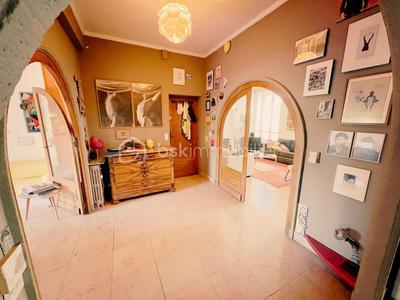 Loft - 98 m² - 4 pièces