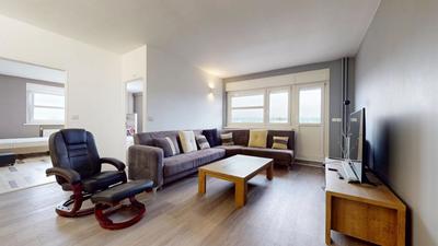 Appartement - 166 m² - 8 pièces