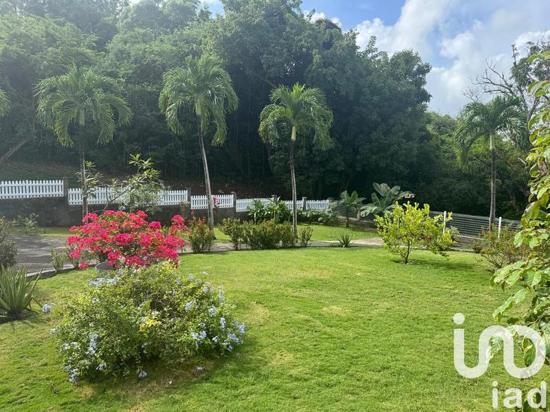 Maison - 200 m² - 10 pièces