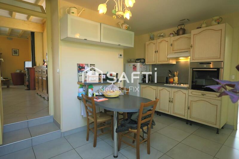 Maison - 140 m² - 6 pièces