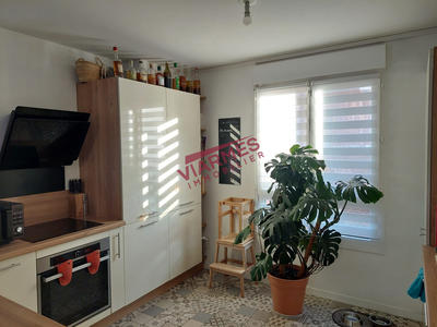 Maison - 82 m² - 5 pièces