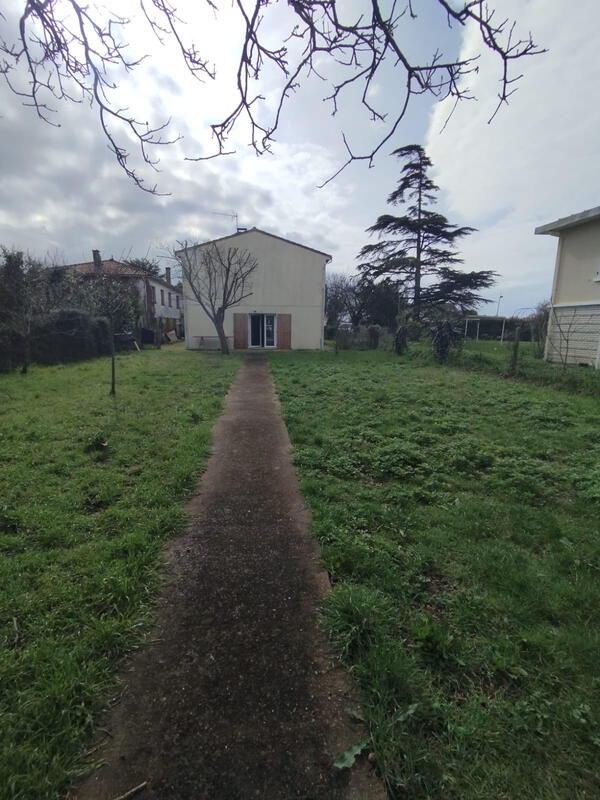 Maison - 166 m² - 6 pièces