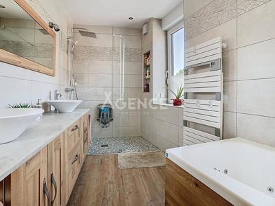 Fermette - 150 m² - 5 pièces