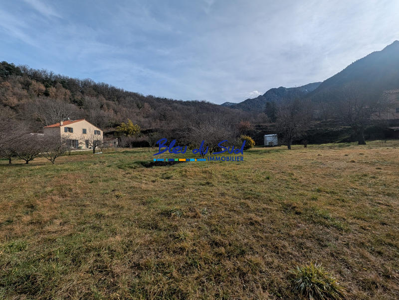 Terrain - 1 015 m²