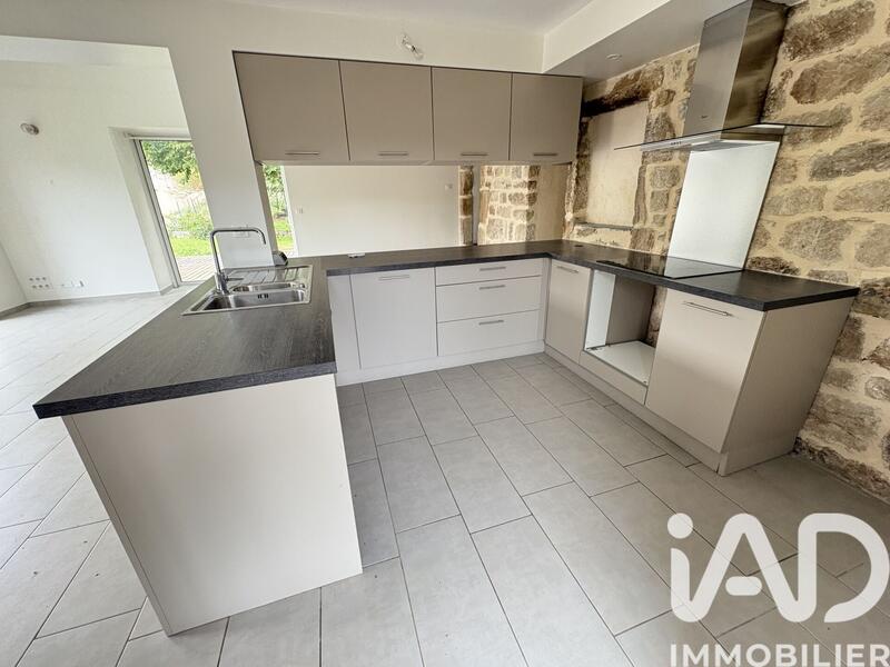 Maison - 151 m² - 5 pièces