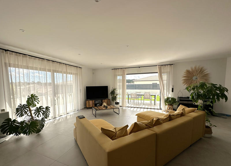 Villa - 207 m² - 5 pièces