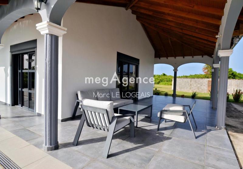 Villa - 210 m² - 5 pièces