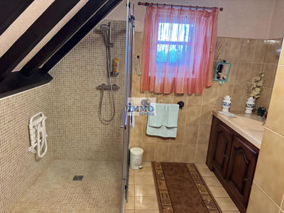 Maison - 170 m² - 7 pièces