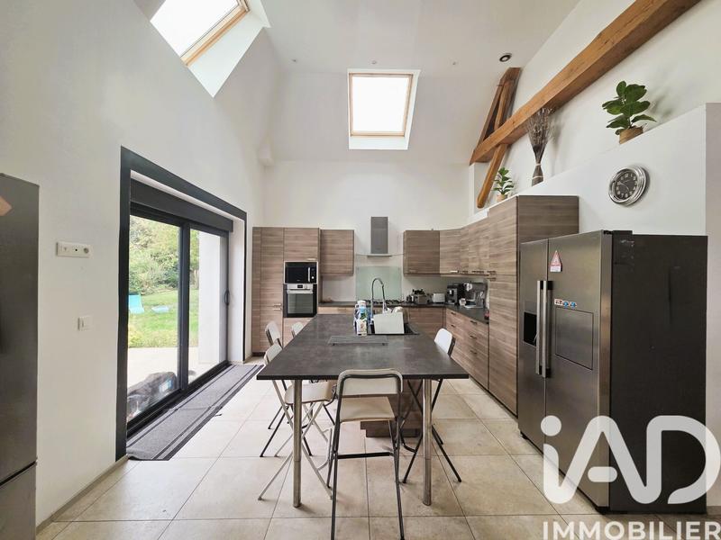 Maison - 187 m² - 8 pièces