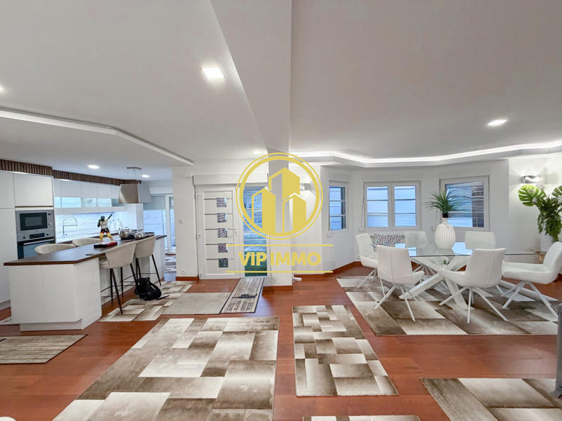 Maison - 111 m² - 4 pièces