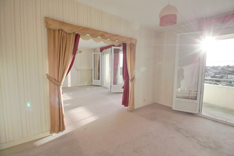 Appartement - 85 m² - 3 pièces