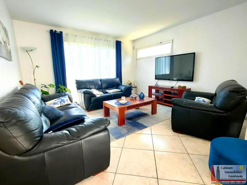 Pavillon - 330 m² - 6 pièces