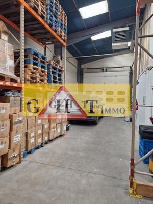 Entrepôt - 965 m²