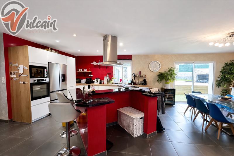 Maison - 171 m² - 5 pièces