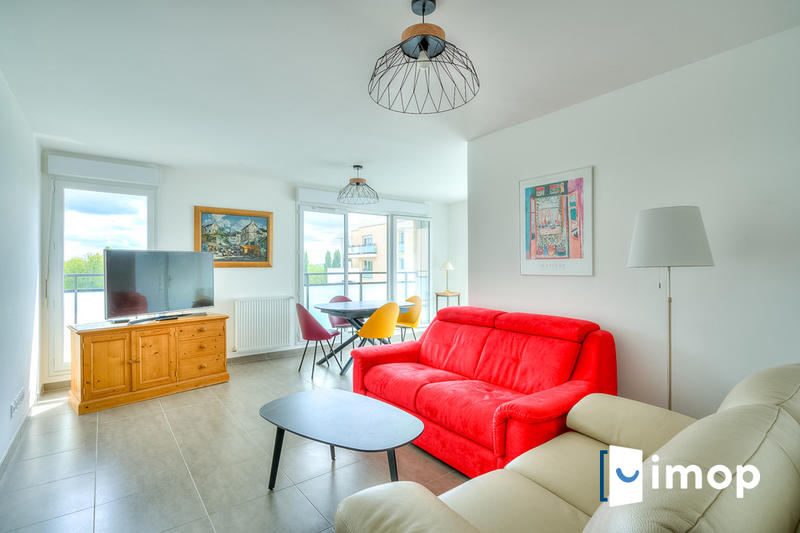 Appartement - 77 m² - 4 pièces