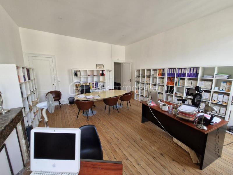 Immeuble - 476 m² - 24 pièces