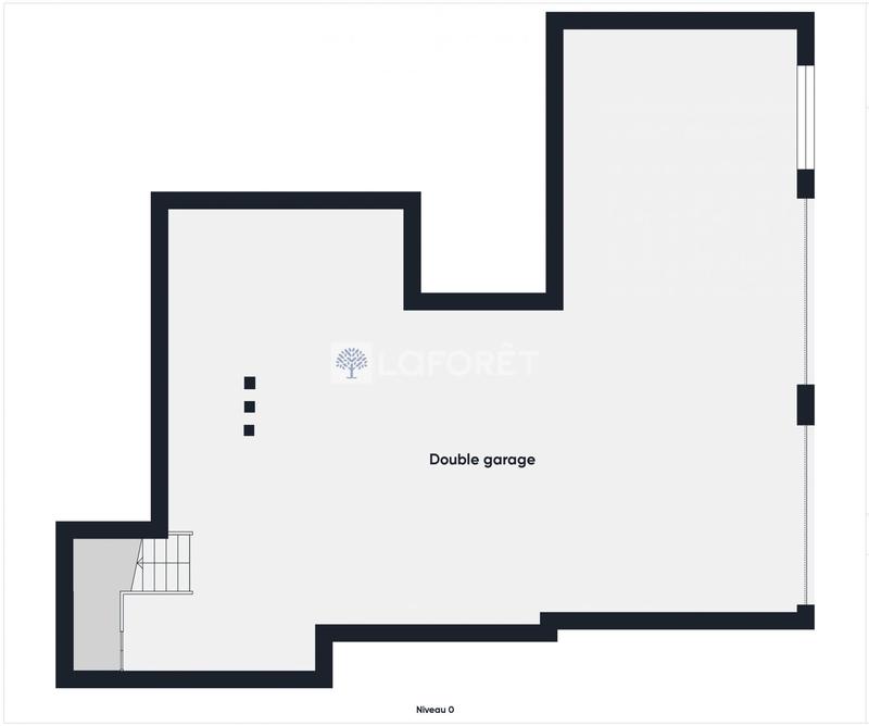 Maison - 213 m² - 8 pièces