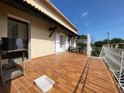 Maison - 195 m² - 6 pièces