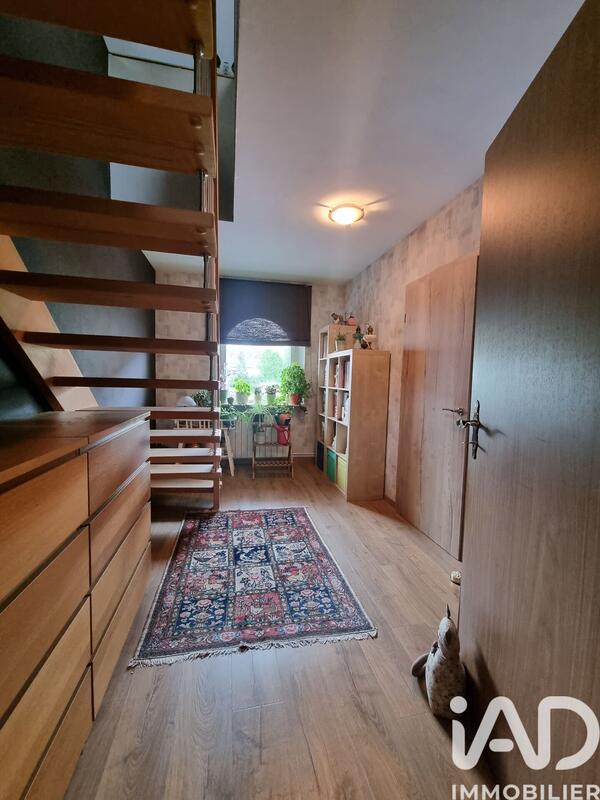 Maison - 186 m² - 8 pièces