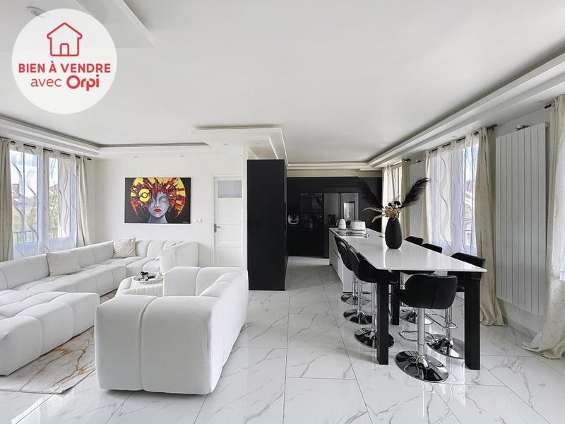 Appartement - 136 m² - 5 pièces