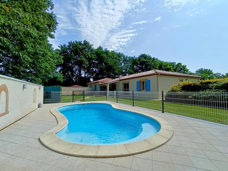 Maison - 165 m² - 6 pièces