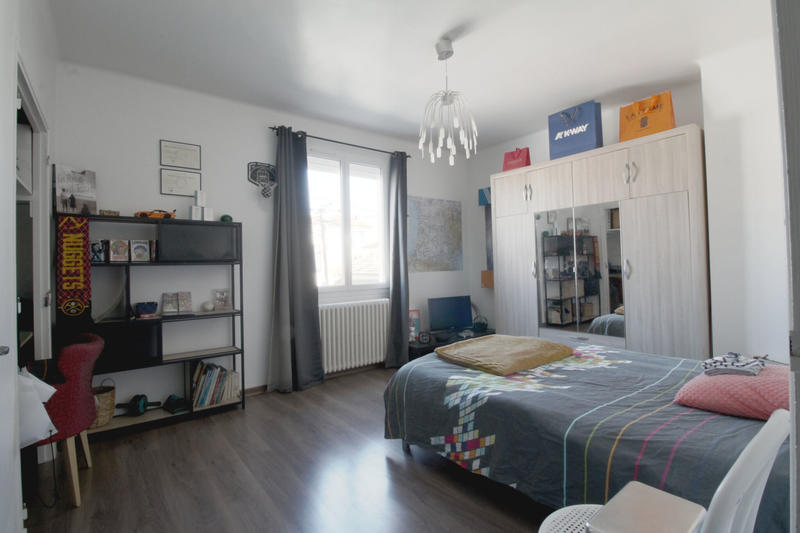 Maison - 150 m² - 5 pièces