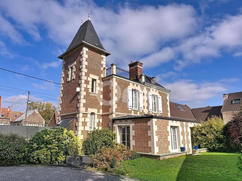 Maison - 121 m² - 4 pièces