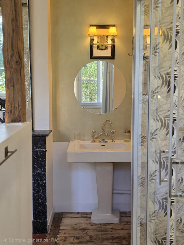 Maison - 247 m² - 10 pièces