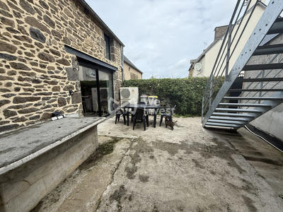 Maison - 192 m² - 7 pièces