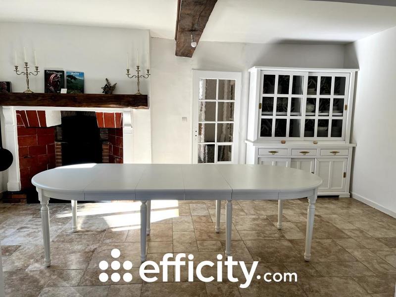 Maison - 266 m² - 10 pièces