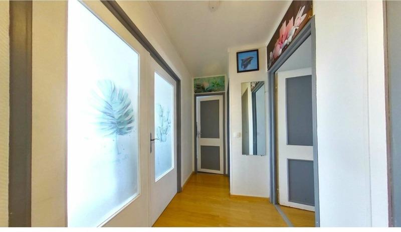 Appartement - 77 m² - 5 pièces