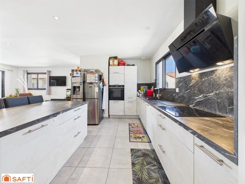 Maison - 130 m² - 6 pièces