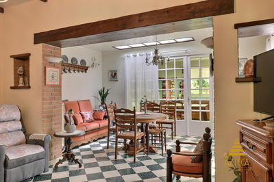 Maison - 197 m² - 9 pièces